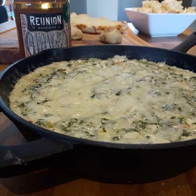 Cast Iron Creamy Spinach Dip